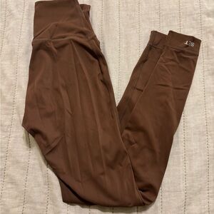 Set Active Sport Body Leggings in Saddle (Brown) Size Small